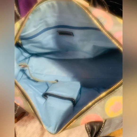 Dooney & Bourke Medallion Print Large Satchel. - Picture 8 of 9